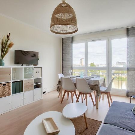 Escapade Sur L'Ile De Nantes Avec Vue Sur La Loire Apartment Luaran gambar
