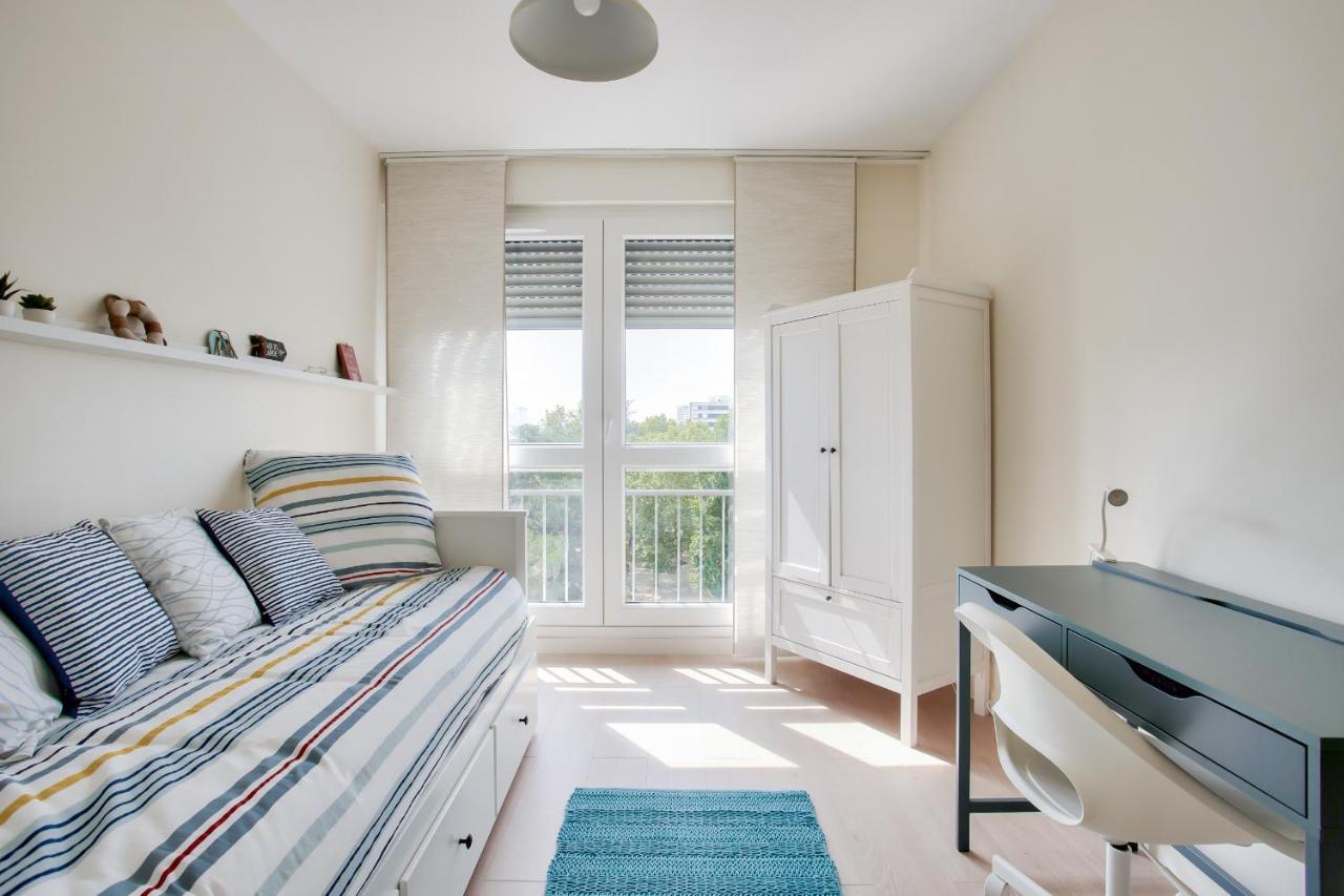 Escapade Sur L'Ile De Nantes Avec Vue Sur La Loire Apartment Luaran gambar