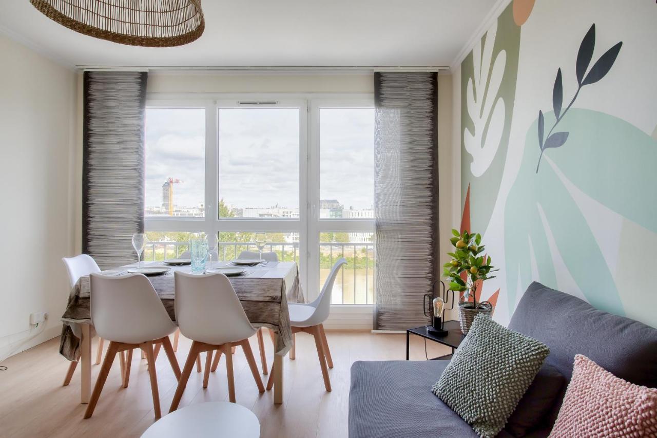 Escapade Sur L'Ile De Nantes Avec Vue Sur La Loire Apartment Luaran gambar